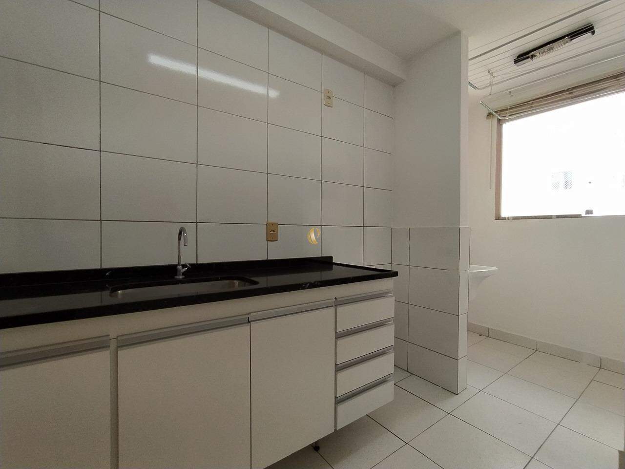 Apartamento à venda com 3 quartos, 80m² - Foto 9