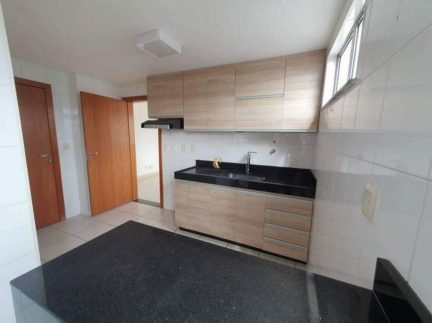 Cobertura à venda com 3 quartos, 168m² - Foto 3