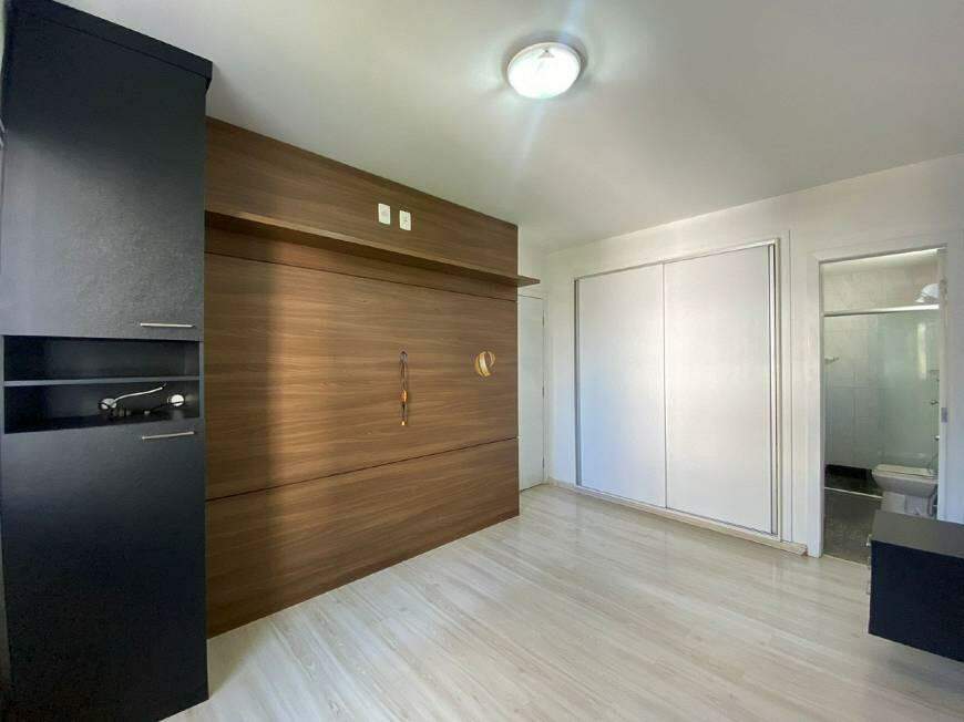 Apartamento à venda com 3 quartos, 110m² - Foto 11