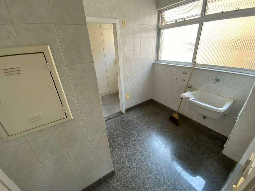 Apartamento à venda com 3 quartos, 110m² - Foto 7