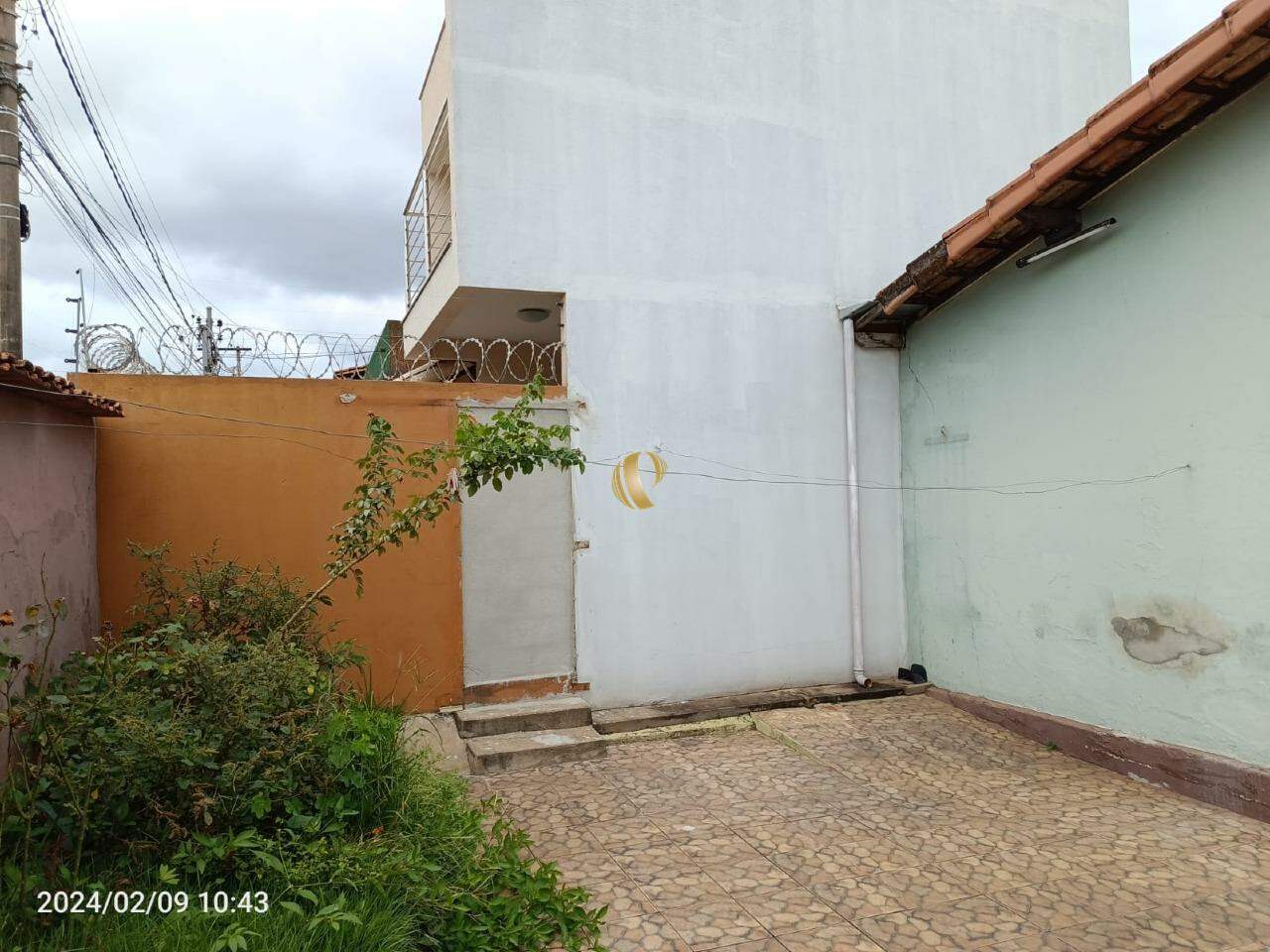 Casa à venda com 3 quartos, 170m² - Foto 8