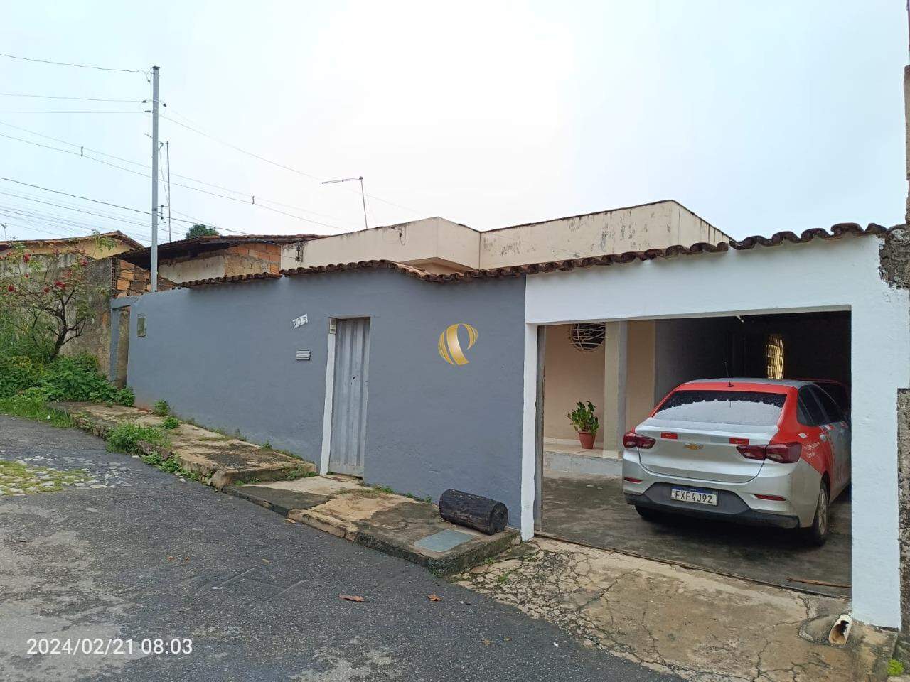 Casa à venda com 3 quartos, 70m² - Foto 2