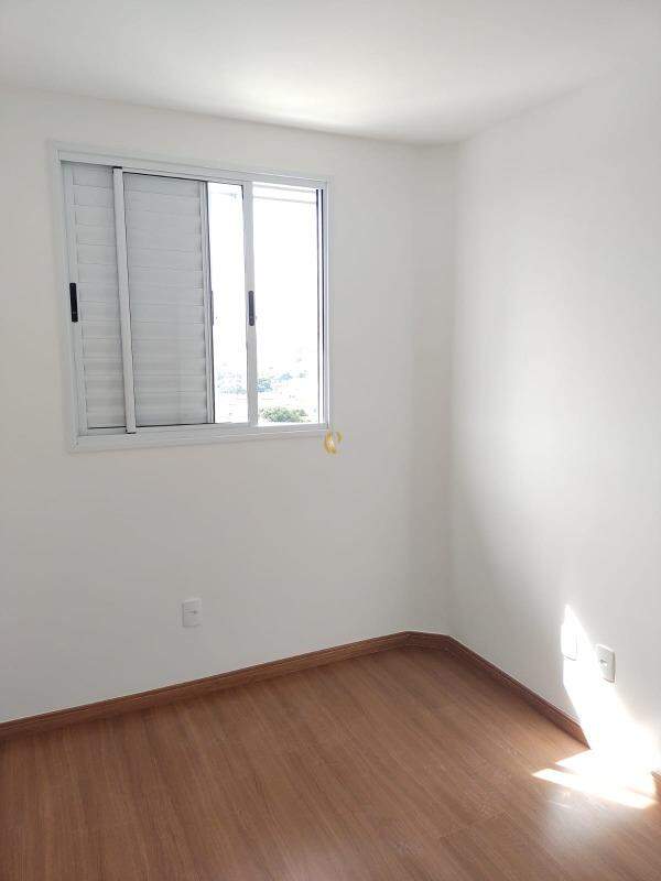 Apartamento à venda com 3 quartos, 75m² - Foto 6