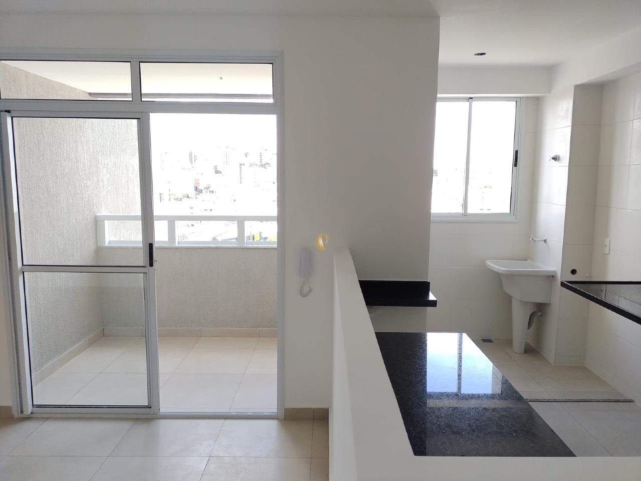 Apartamento à venda com 3 quartos, 75m² - Foto 2