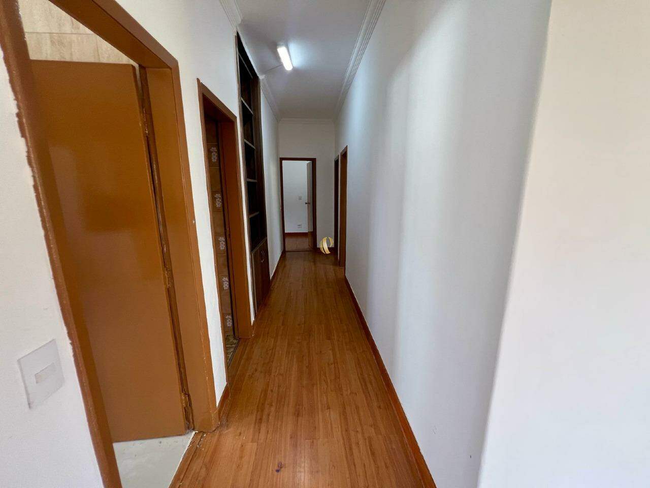 Casa à venda com 1 quarto, 216m² - Foto 14