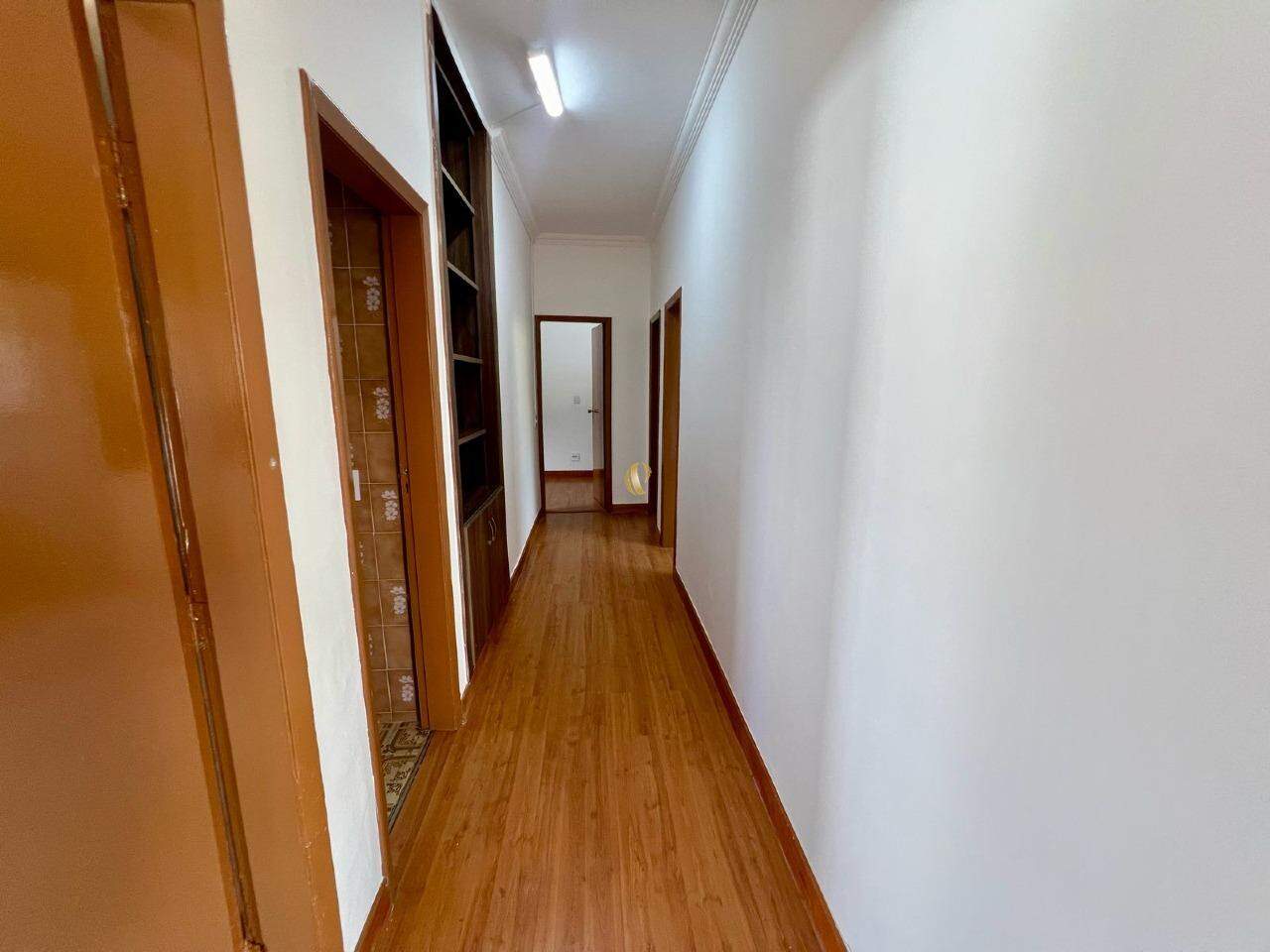 Casa à venda com 1 quarto, 216m² - Foto 18