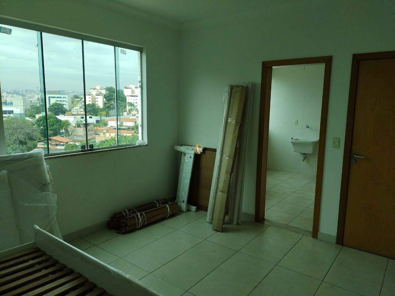 Apartamento à venda com 2 quartos, 58m² - Foto 3