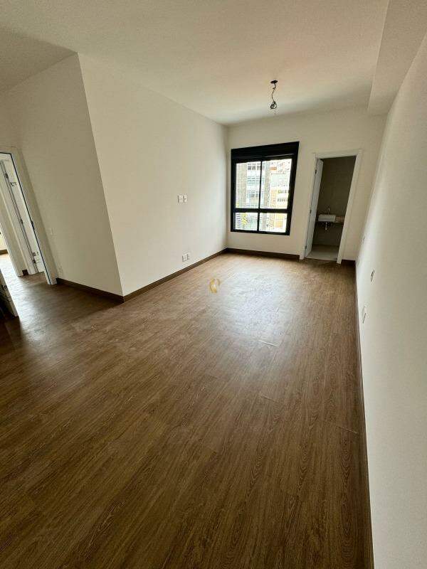 Apartamento à venda com 4 quartos, 190m² - Foto 9