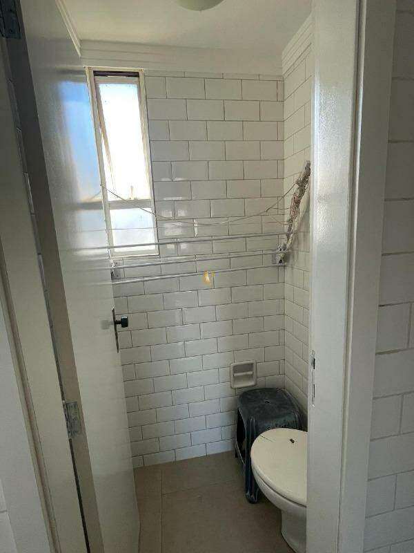 Apartamento para alugar com 3 quartos, 100m² - Foto 14