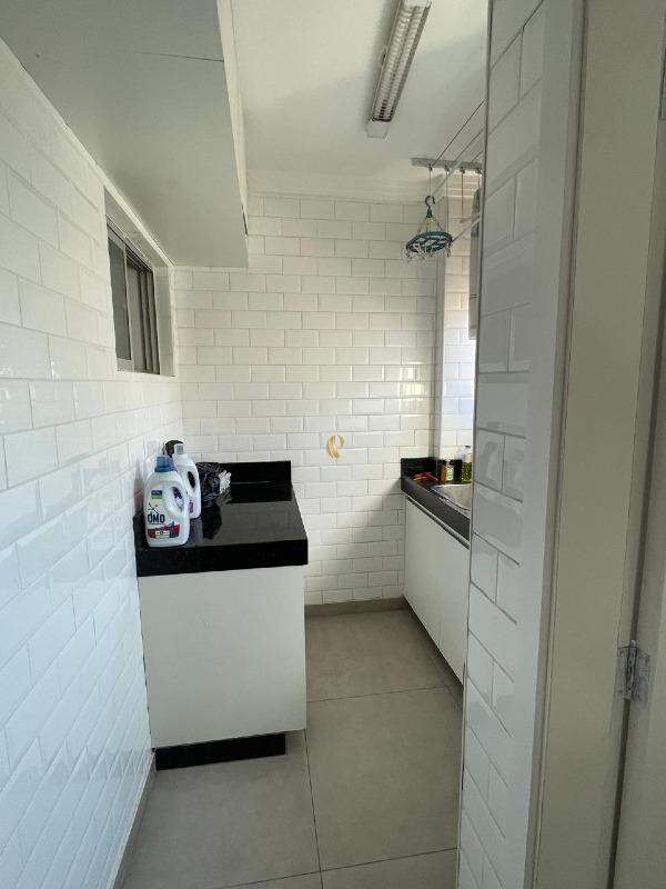 Apartamento para alugar com 3 quartos, 100m² - Foto 15