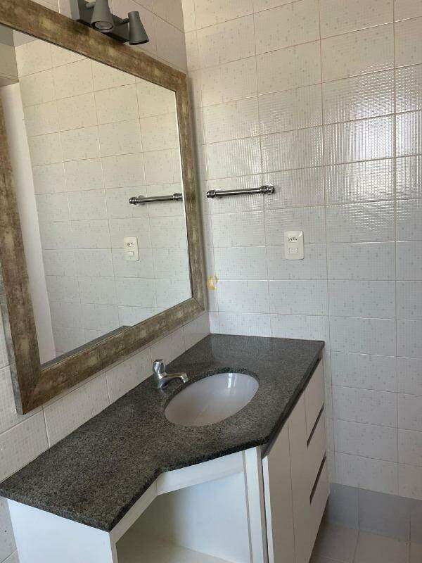 Apartamento para alugar com 3 quartos, 100m² - Foto 19