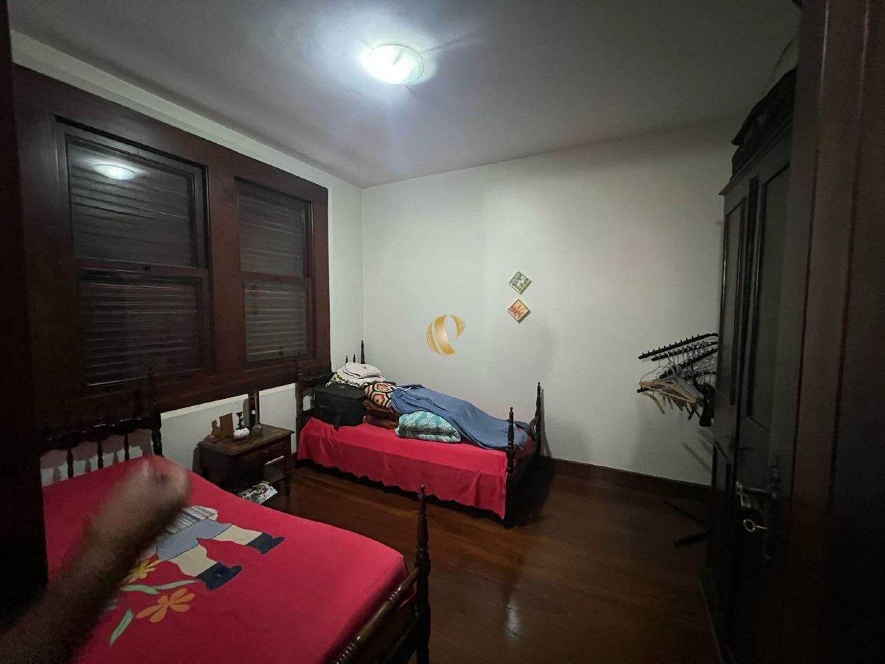 Casa à venda com 6 quartos, 800m² - Foto 16