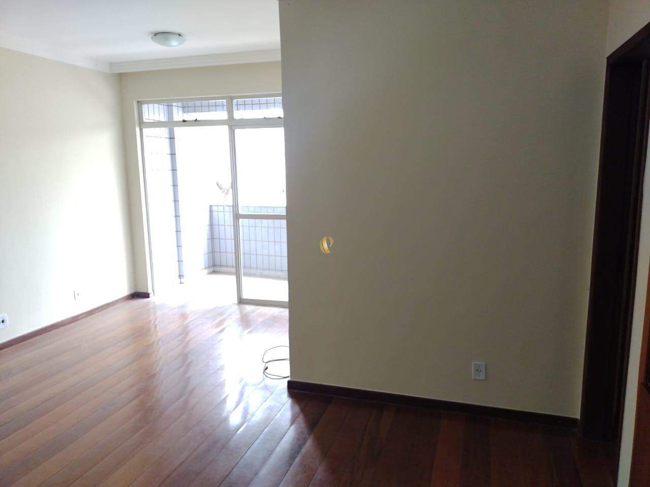 Apartamento à venda com 3 quartos, 86m² - Foto 6