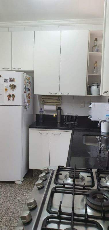 Apartamento à venda com 4 quartos, 194m² - Foto 12