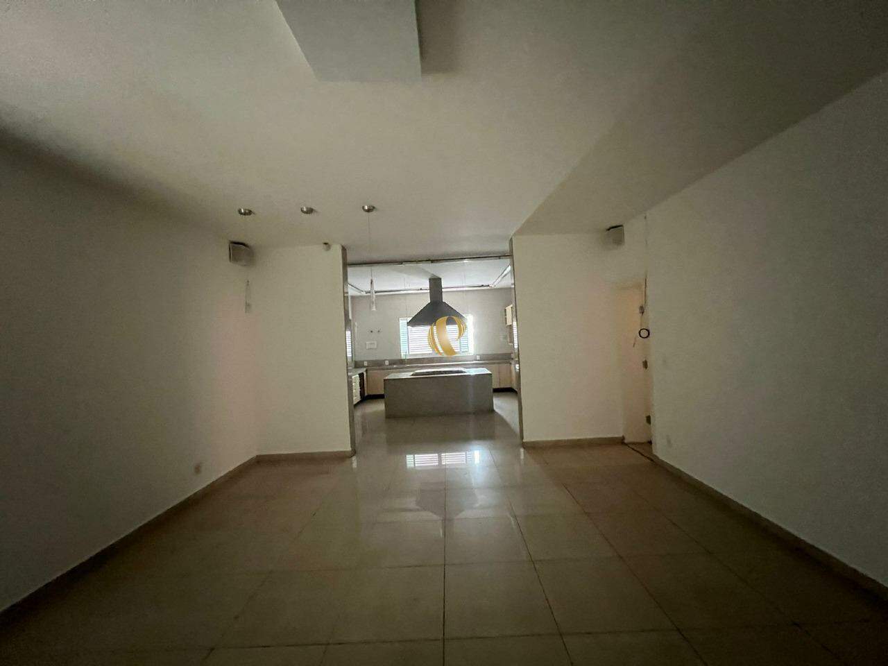 Casa para alugar com 8 quartos, 450m² - Foto 4