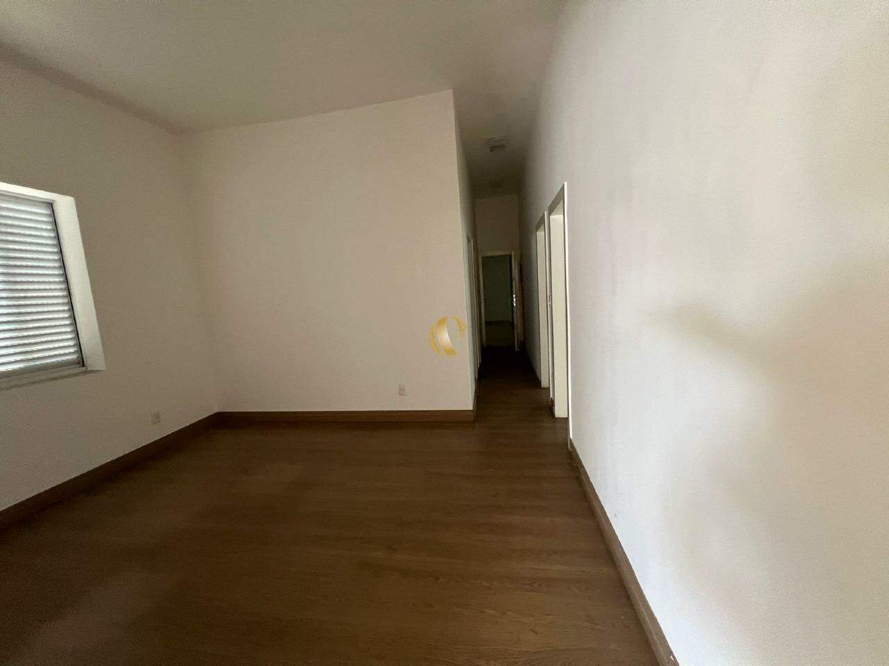 Casa para alugar com 8 quartos, 450m² - Foto 12