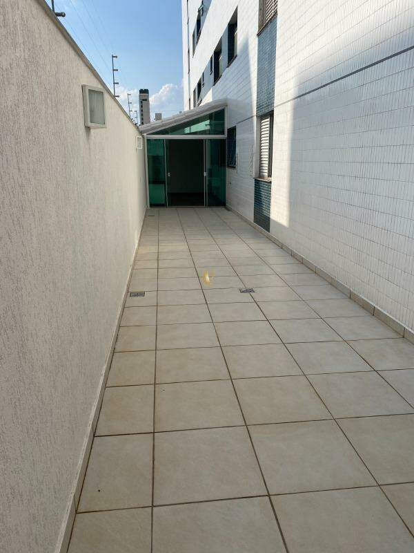 Apartamento à venda com 3 quartos, 192m² - Foto 8