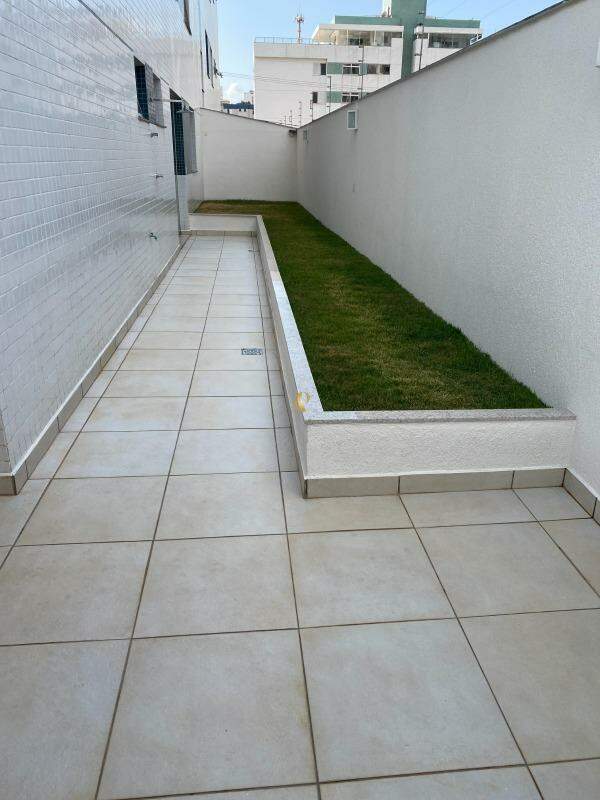 Apartamento à venda com 3 quartos, 192m² - Foto 5