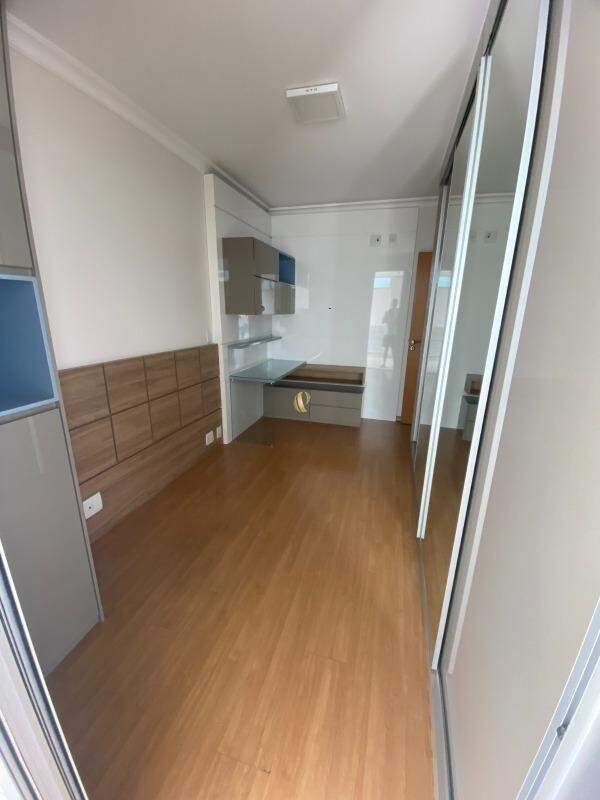 Apartamento à venda com 3 quartos, 192m² - Foto 22