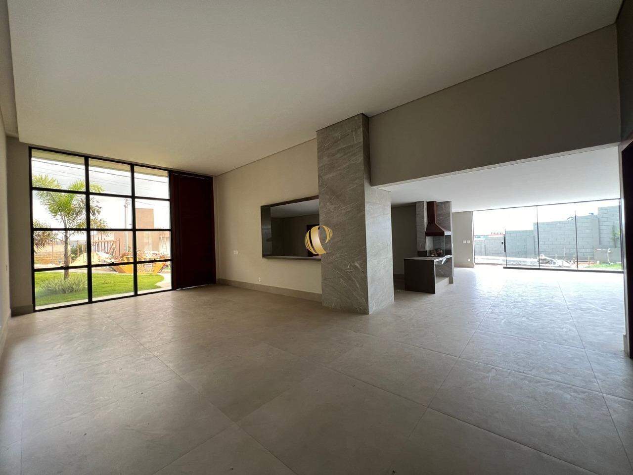 Casa à venda com 3 quartos, 305m² - Foto 7