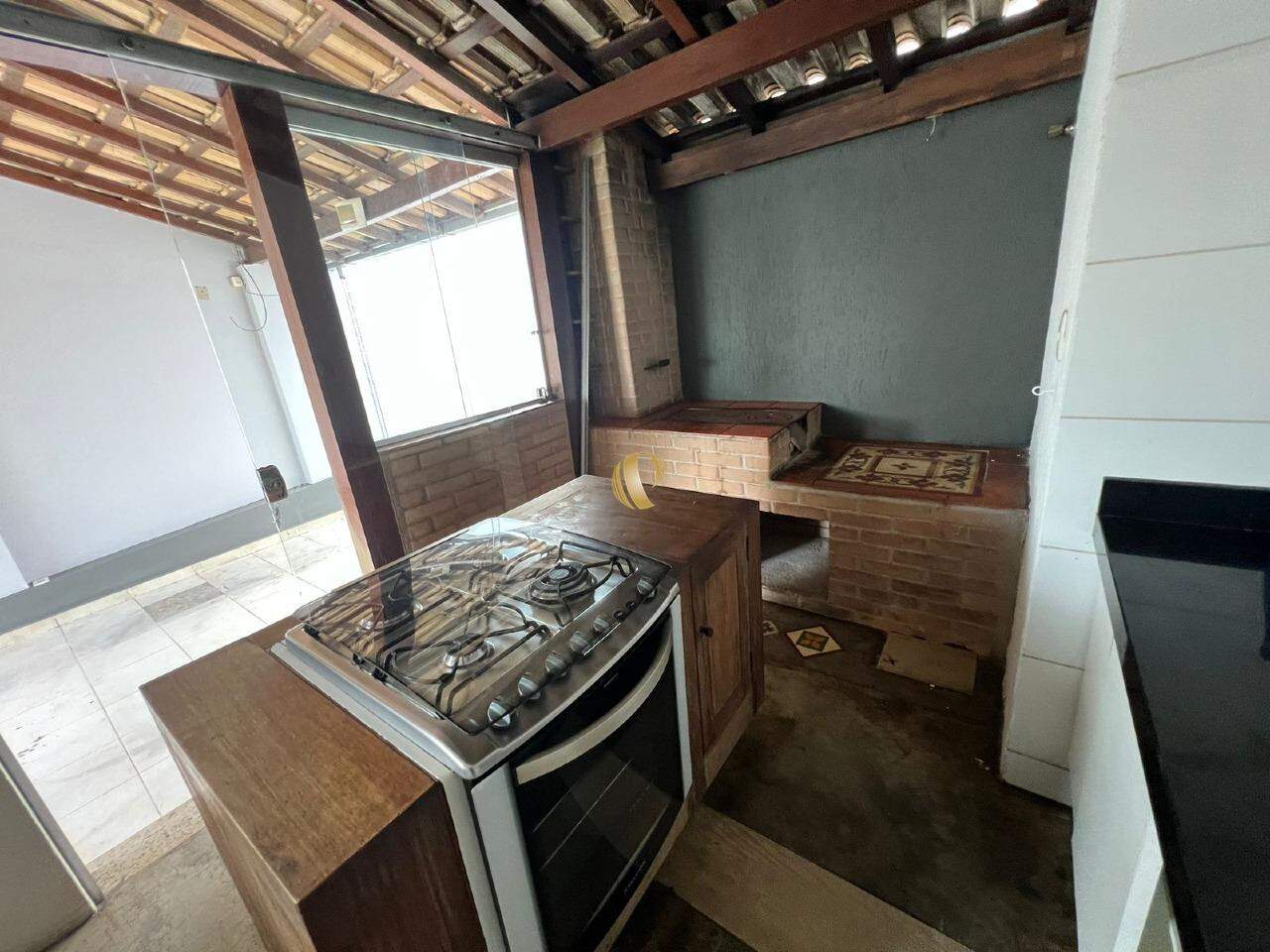 Casa à venda com 4 quartos, 146m² - Foto 18