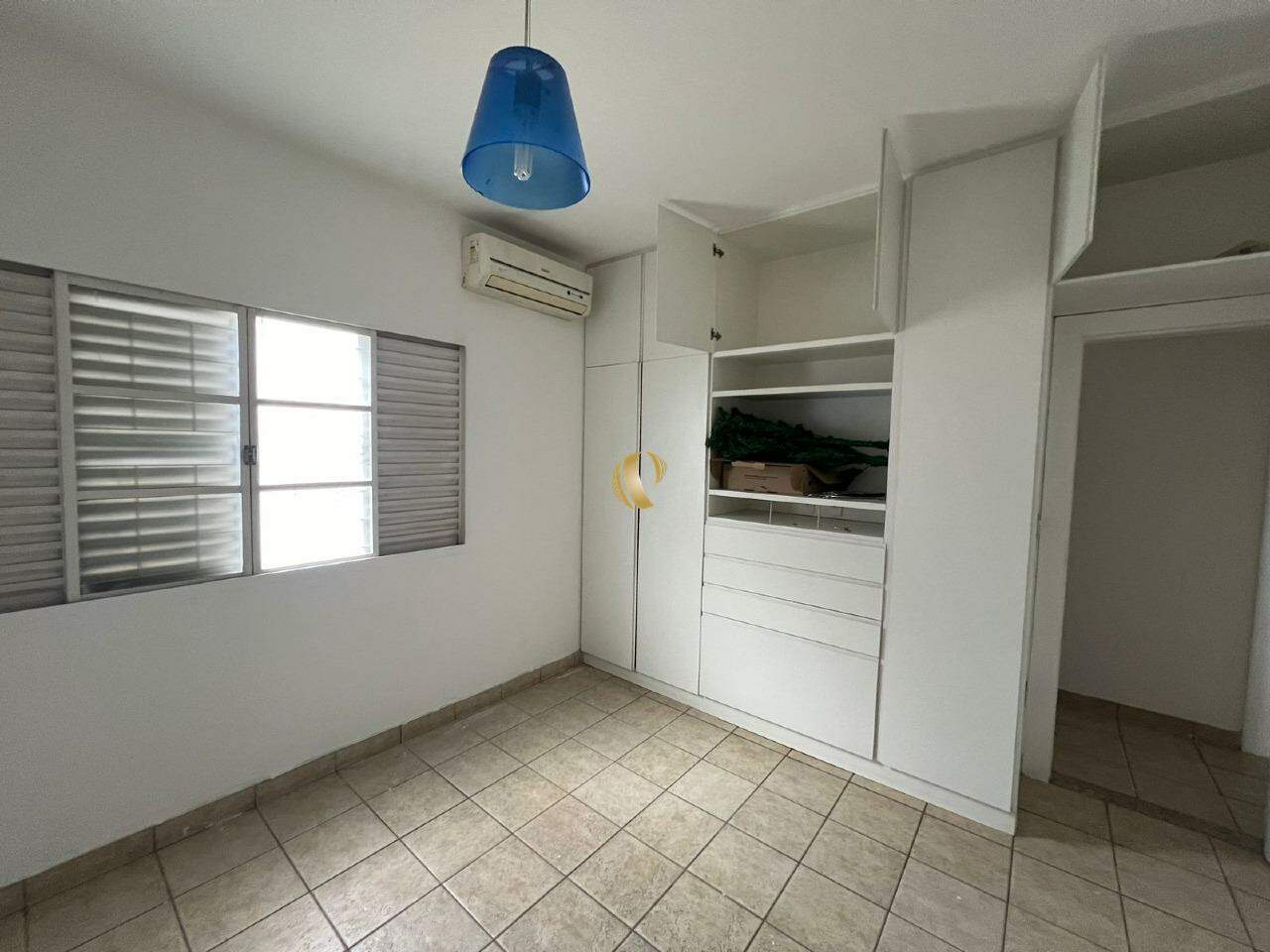 Casa à venda com 4 quartos, 146m² - Foto 12