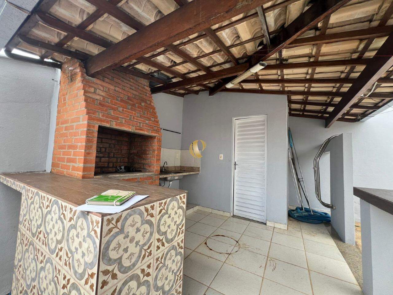 Casa à venda com 4 quartos, 146m² - Foto 17