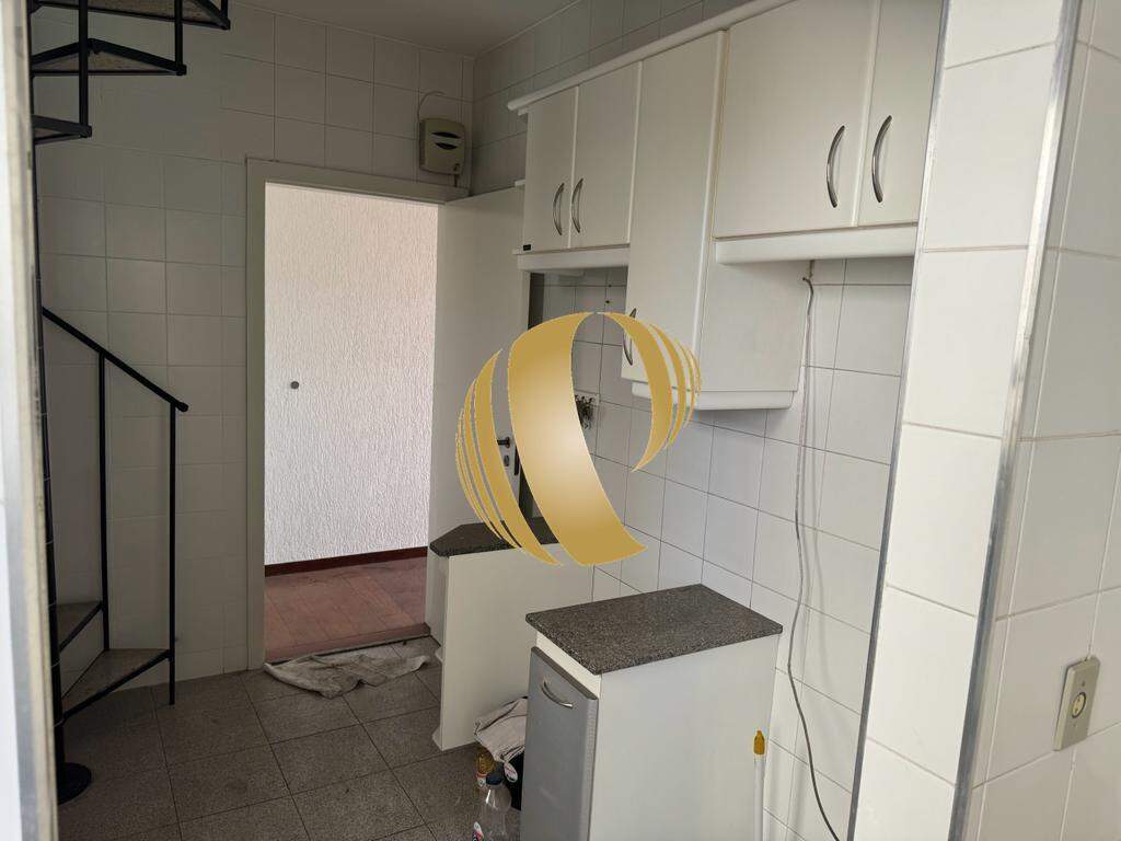 Apartamento à venda com 2 quartos, 131m² - Foto 11