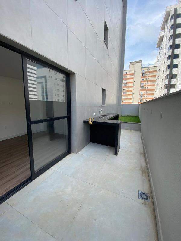 Apartamento à venda com 3 quartos, 122m² - Foto 24