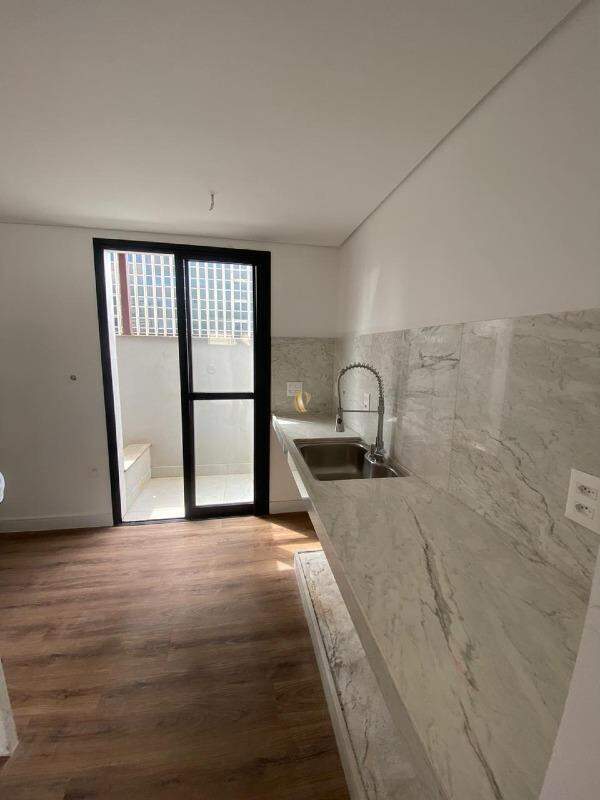 Apartamento à venda com 3 quartos, 122m² - Foto 23