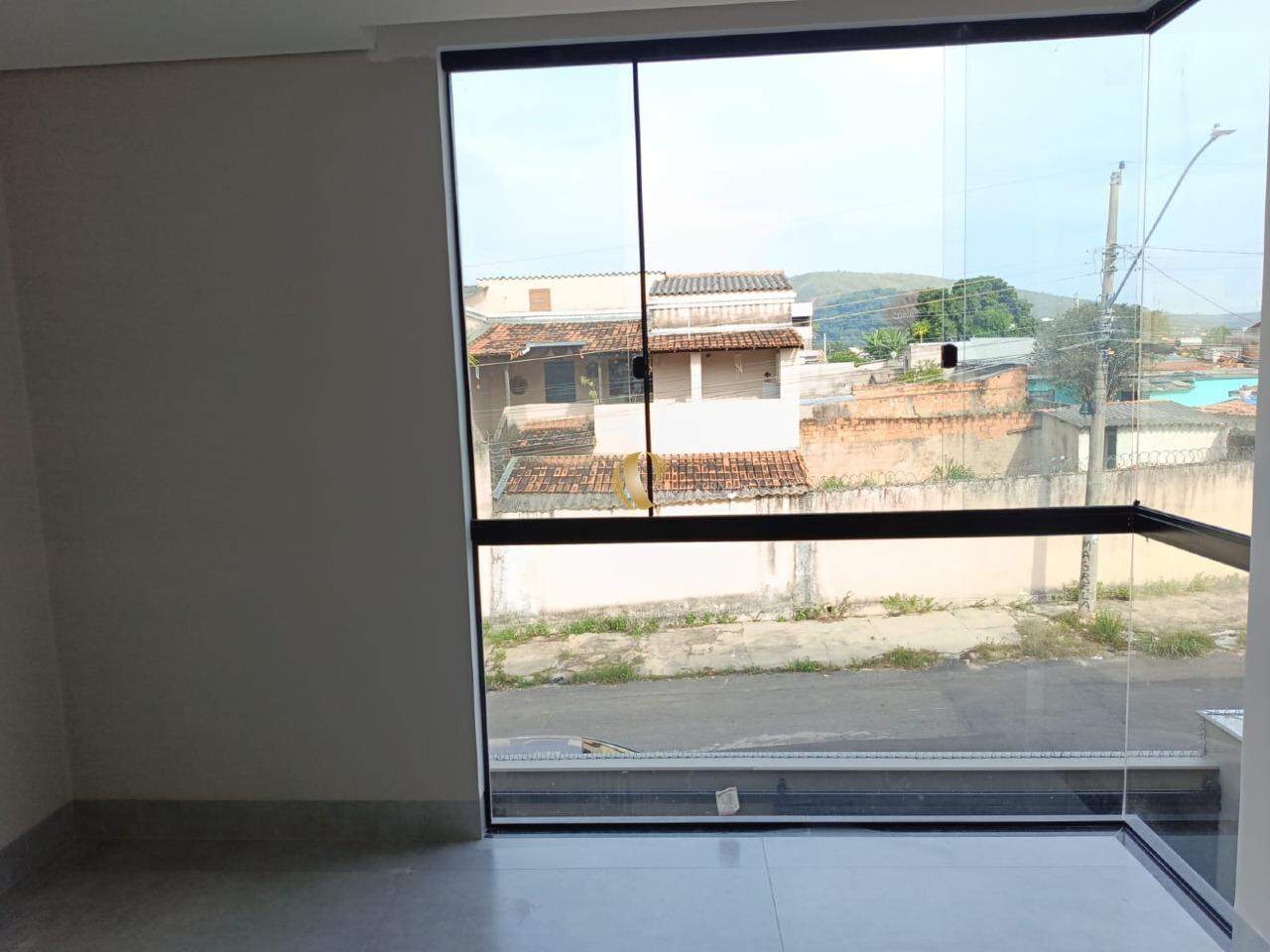 Casa à venda com 3 quartos, 87m² - Foto 11