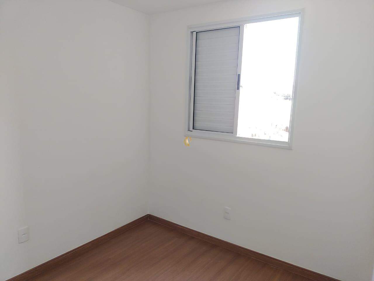 Apartamento à venda com 3 quartos, 75m² - Foto 9