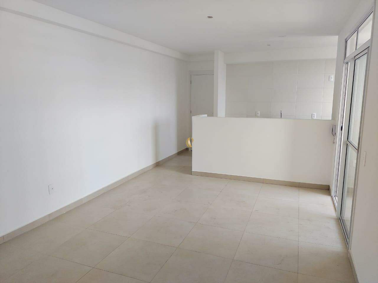 Apartamento à venda com 3 quartos, 75m² - Foto 4