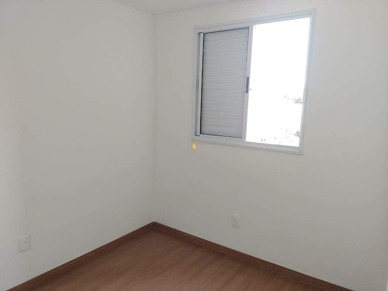 Apartamento à venda com 3 quartos, 75m² - Foto 12