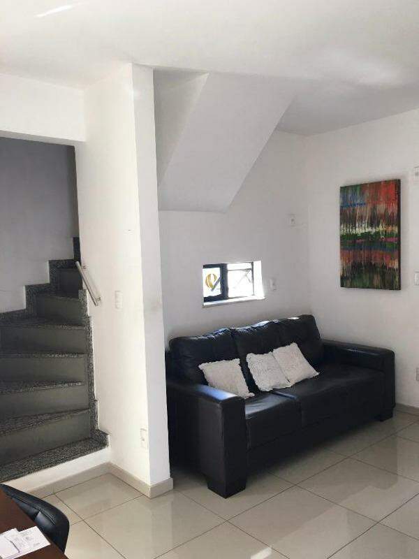 Apartamento à venda com 1 quarto, 94m² - Foto 18