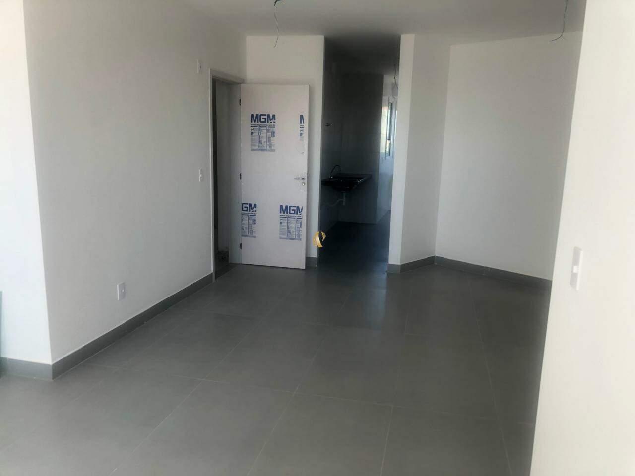 Apartamento à venda com 3 quartos, 101m² - Foto 4