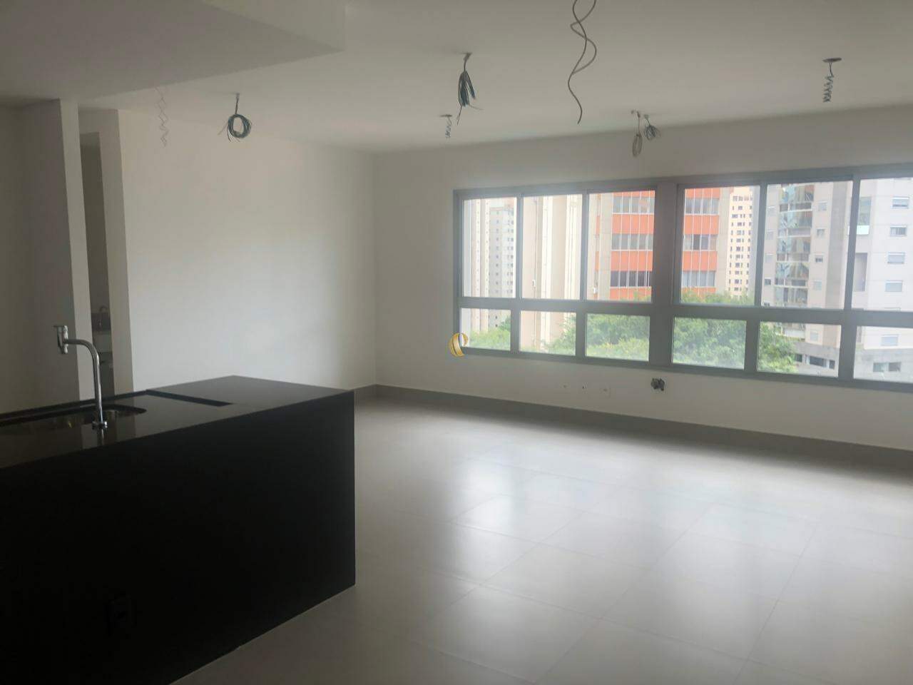 Apartamento à venda com 1 quarto, 67m² - Foto 5