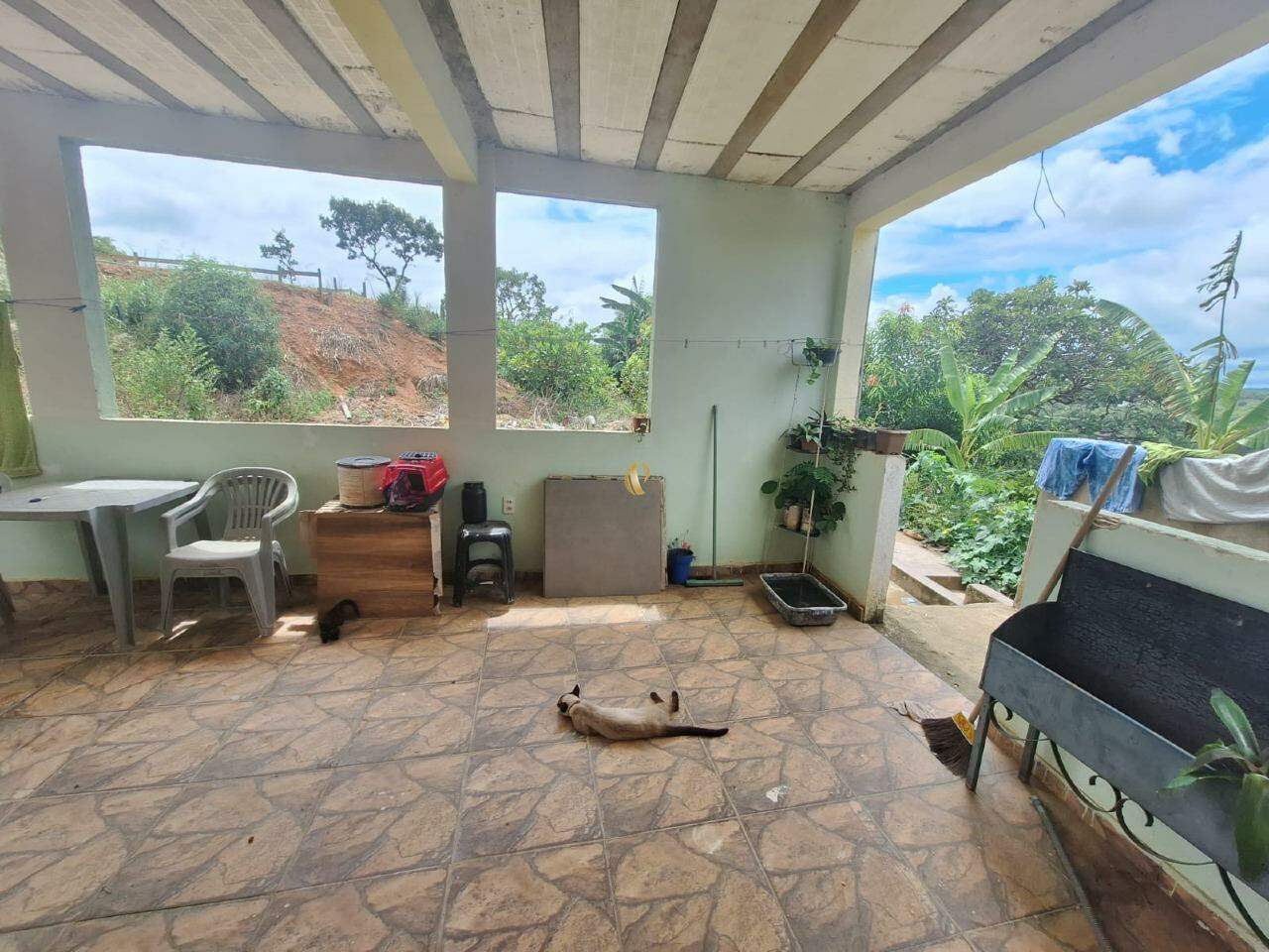 Chácara à venda com 2 quartos, 2200m² - Foto 8