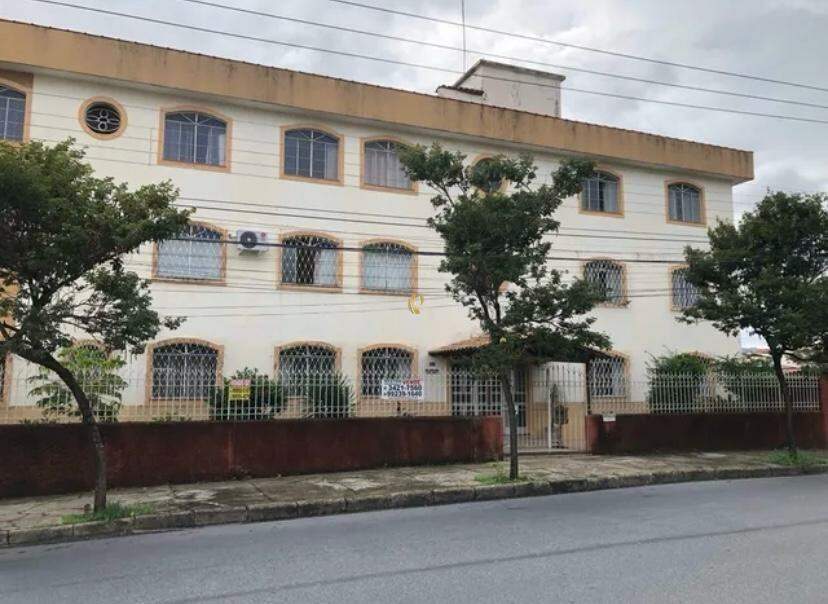 Apartamento à venda com 3 quartos, 127m² - Foto 1