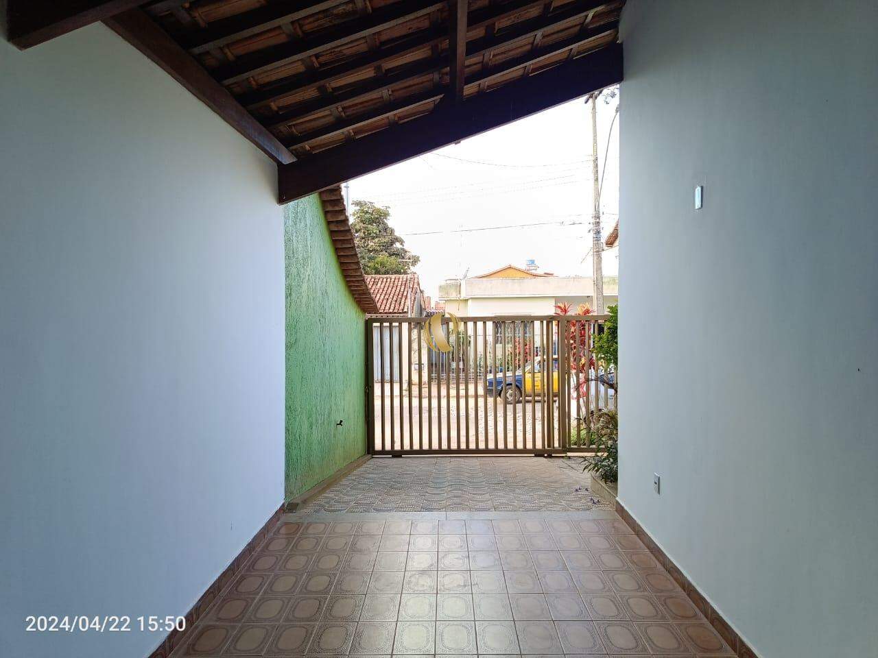 Casa à venda com 5 quartos, 214m² - Foto 3