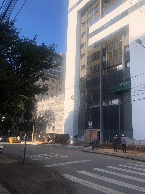 Apartamento à venda com 3 quartos, 83m² - Foto 2