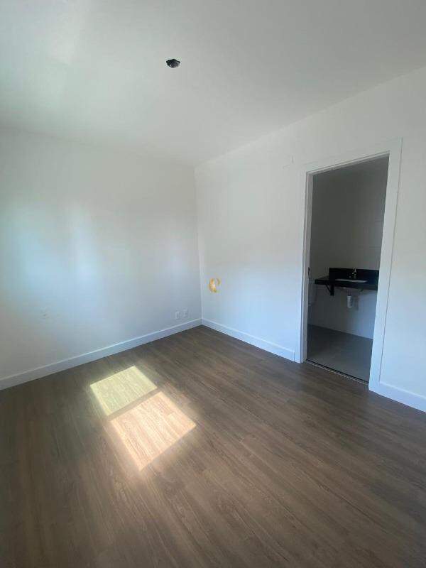 Apartamento à venda com 3 quartos, 86m² - Foto 10