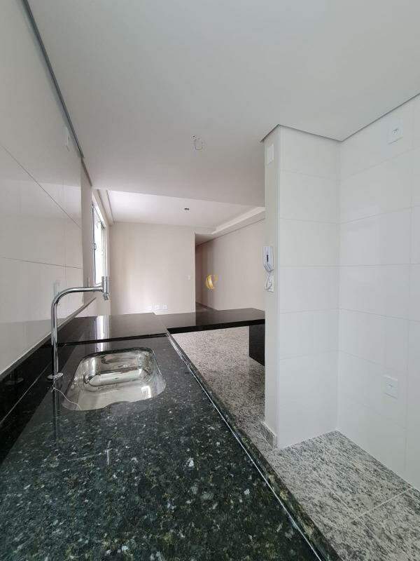 Apartamento à venda com 2 quartos, 53m² - Foto 4