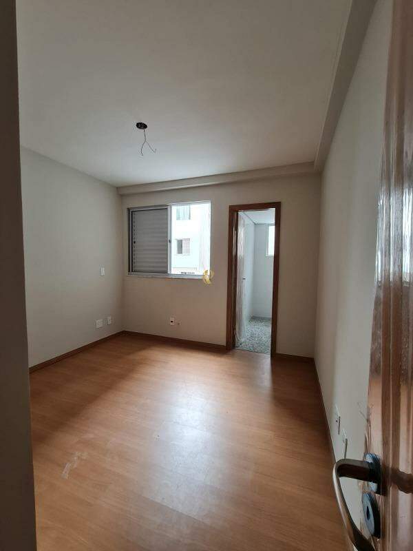 Apartamento à venda com 2 quartos, 53m² - Foto 9