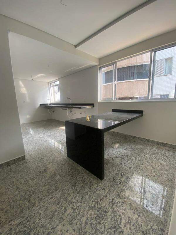 Apartamento à venda com 2 quartos, 69m² - Foto 20