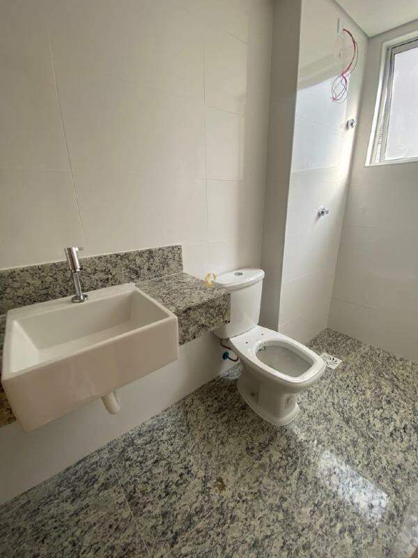 Apartamento à venda com 2 quartos, 69m² - Foto 8