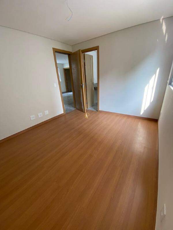 Apartamento à venda com 2 quartos, 69m² - Foto 9