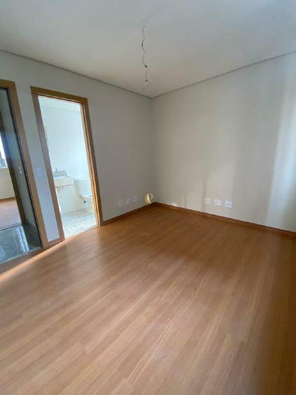 Apartamento à venda com 2 quartos, 69m² - Foto 5