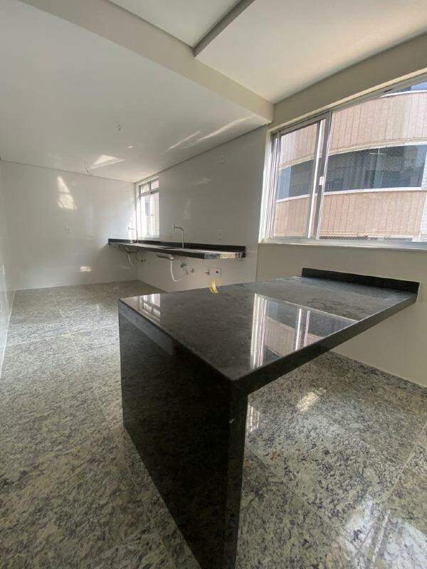 Apartamento à venda com 2 quartos, 69m² - Foto 13