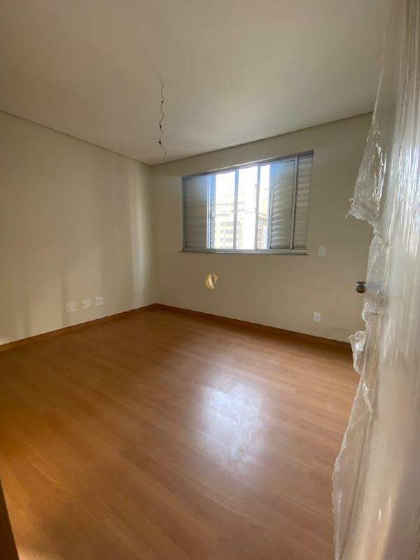 Apartamento à venda com 2 quartos, 69m² - Foto 6